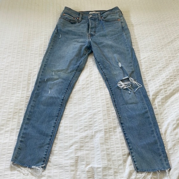 EUC Levi’s Wedge Skinny Womens Jeans 28 - Picture 1 of 9